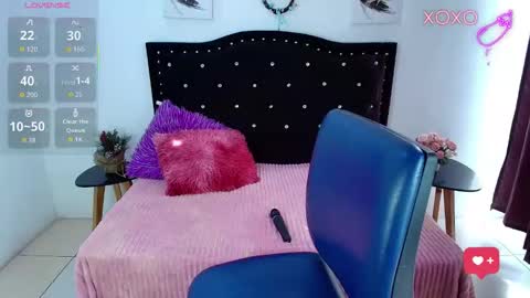 Ari online show from March 3, 1:39 pm