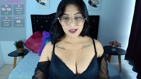 Ari online show from March 17, 1:36 pm