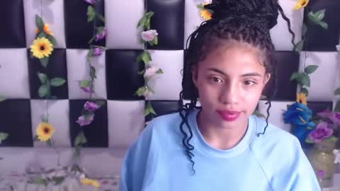 arianaa tompsoon online show from January 4, 5:58 am