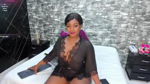 Ariana online show from December 31, 4:04 pm