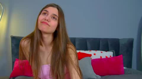 Ariana online show from April 29, 6:47 pm