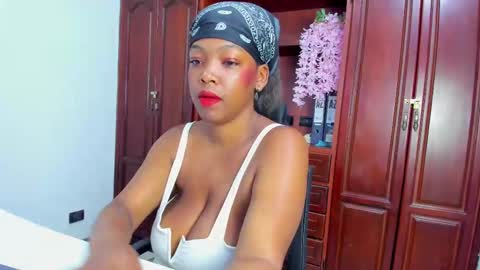 Snapshot of arianacontee chatting on October 15, 7:58 pm Andrea online show from October 15, 7:58 pm