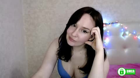 arianakuiper online show from April 21, 9:06 pm