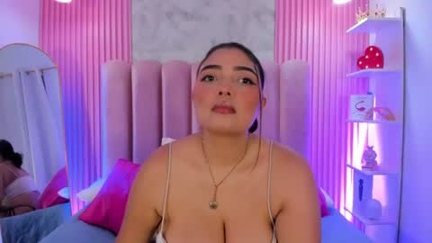 ArianaRougee online show from June 23, 3:04 am