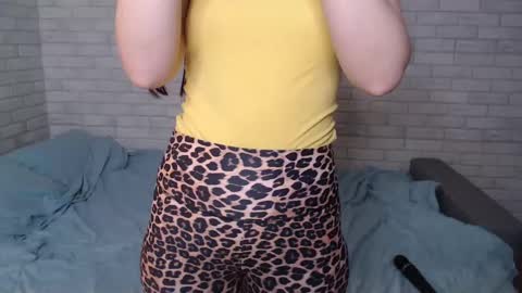 ArianaxSky online show from March 6, 4:28 pm