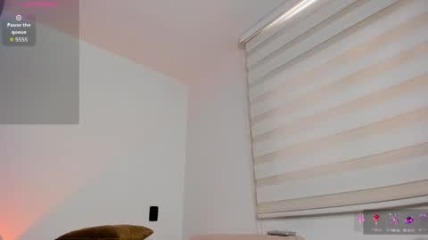 Snapshot of arianna_0 chatting on May 8, 12:43 pm arianna_0 online show from May 8, 12:43 pm
