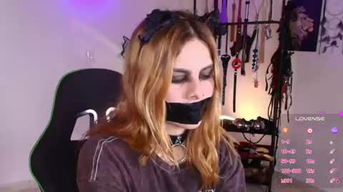 Snapshot of arianna_connorr chatting on June 17, 4:52 pm arianna_connorr online show from June 17, 4:52 pm