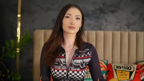 Snapshot of arianna_moonx chatting on July 11, 11:46 am arianna_moonx online show from July 11, 11:46 am