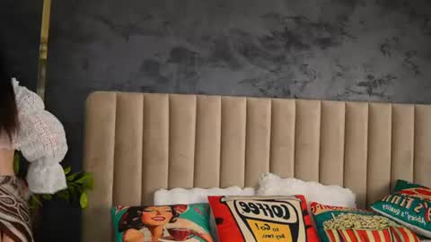 Snapshot of arianna_moonx chatting on August 8, 12:07 pm arianna_moonx online show from August 8, 12:07 pm