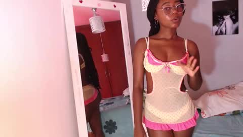 arianna rossi online show from March 14, 1:38 pm