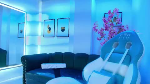 arianna_sweeet online show from May 7, 3:34 am