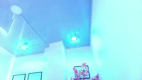 arianna_sweeet online show from June 3, 3:31 am