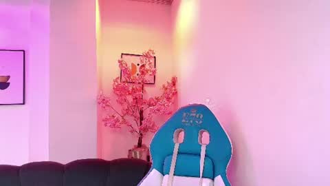 arianna_sweeet online show from June 16, 3:31 am