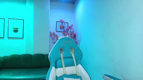 arianna_sweeet online show from July 26, 3:25 am