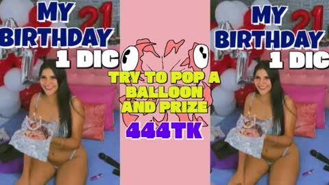 Snapshot of ariannalewis1 chatting on November 10, 7:02 pm Arianna online show from November 10, 7:02 pm