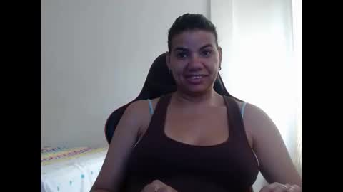 ariannaloovel online show from December 27, 7:03 pm