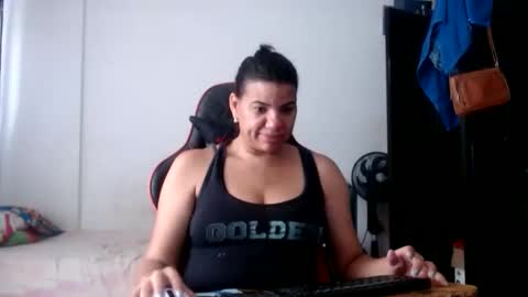 ariannaloovel online show from June 7, 3:27 pm