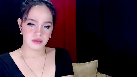 Snapshot of arianne_xoxo777 chatting on December 17, 3:39 pm ARIANNE CUMS online show from December 17, 3:39 pm