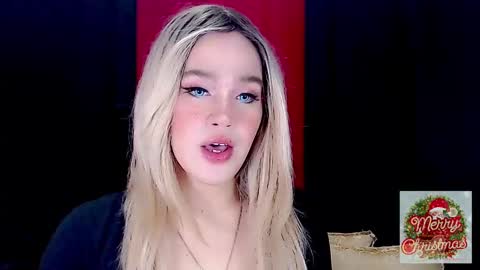 Snapshot of arianne_xoxo777 chatting on December 25, 3:08 am ARIANNE CUMS online show from December 25, 3:08 am