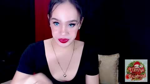 Snapshot of arianne_xoxo777 chatting on December 30, 5:15 am ARIANNE CUMS online show from December 30, 5:15 am
