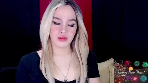 Snapshot of arianne_xoxo777 chatting on December 31, 9:53 am ARIANNE CUMS online show from December 31, 9:53 am