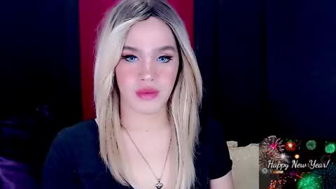 Snapshot of arianne_xoxo777 chatting on January 3, 8:32 am ARIANNE CUMS online show from January 3, 8:32 am