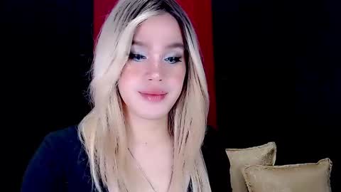 Snapshot of arianne_xoxo777 chatting on January 16, 2:19 pm ARIANNE CUMS online show from January 16, 2:19 pm