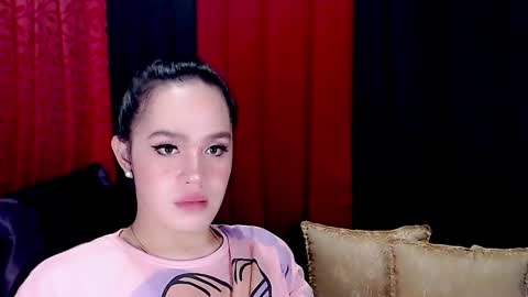 Snapshot of arianne_xoxo777 chatting on January 22, 12:06 am ARIANNE CUMS online show from January 22, 12:06 am