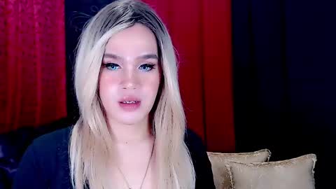Snapshot of arianne_xoxo777 chatting on January 26, 4:51 am ARIANNE CUMS online show from January 26, 4:51 am