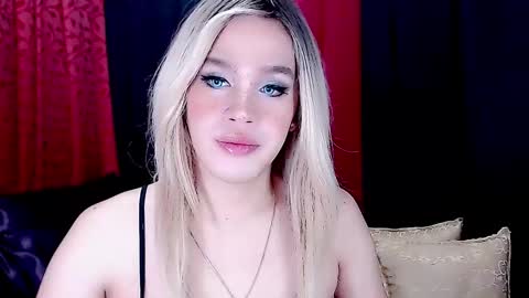 Snapshot of arianne_xoxo777 chatting on February 12, 12:01 pm ARIANNE CUMS online show from February 12, 12:01 pm