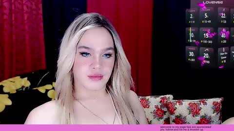Snapshot of arianne_xoxo777 chatting on February 16, 10:54 pm ARIANNE CUMS online show from February 16, 10:54 pm