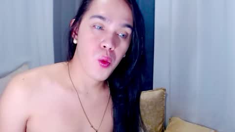 Snapshot of arianne_xoxo777 chatting on November 6, 1:06 am ARIANNE CUMS online show from November 6, 1:06 am