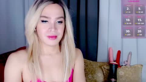 Snapshot of arianne_xoxo777 chatting on November 10, 5:39 am ARIANNE CUMS online show from November 10, 5:39 am