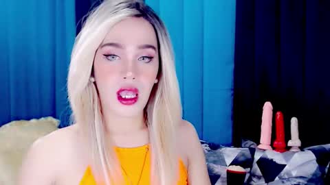 ARIANNE CUMS  online show from February 18, 5:47 am