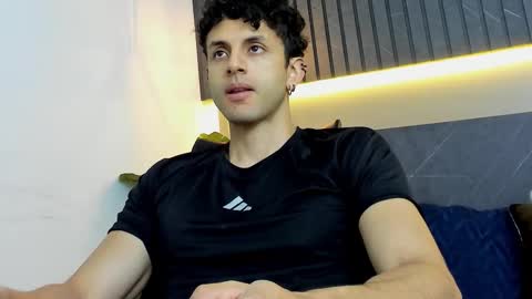 Snapshot of ariasaadeh chatting on September 13, 12:05 pm ariasaadeh online show from September 13, 12:05 pm