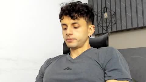 Snapshot of ariasaadeh chatting on September 16, 11:55 am ariasaadeh online show from September 16, 11:55 am