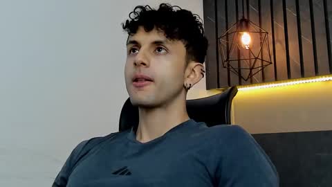 Snapshot of ariasaadeh chatting on September 23, 12:08 pm ariasaadeh online show from September 23, 12:08 pm