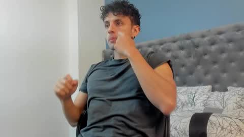 Snapshot of ariasaadeh chatting on September 28, 11:59 am ariasaadeh online show from September 28, 11:59 am