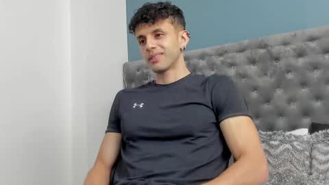 Snapshot of ariasaadeh chatting on October 4, 12:14 pm ariasaadeh online show from October 4, 12:14 pm