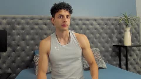 Snapshot of ariasaadeh chatting on October 19, 12:17 pm ariasaadeh online show from October 19, 12:17 pm