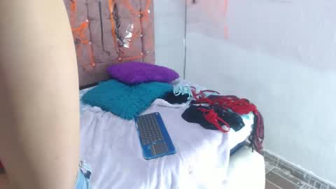 ariasmithog online show from October 14, 1:56 pm