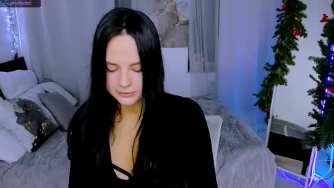 Snapshot of ariathorn chatting on December 16, 8:47 pm Aria online show from December 16, 8:47 pm