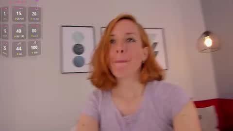 Snapshot of ariavelvet_ chatting on June 14, 2:24 am Aria online show from June 14, 2:24 am