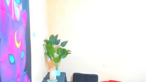 VAL online show from February 7, 1:47 am