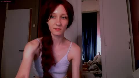 Snapshot of aribluush chatting on May 21, 9:33 pm aribluush online show from May 21, 9:33 pm