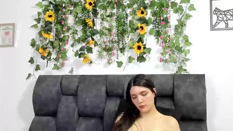 aricollins online show from February 21, 4:35 am