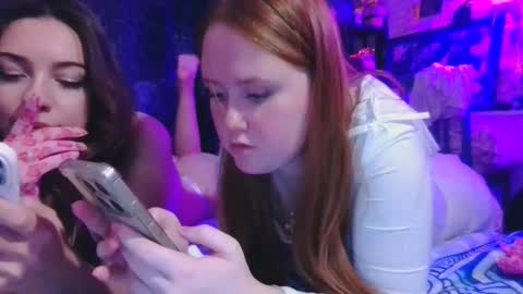 Snapshot of ariel_yumi chatting on October 6, 8:39 pm Ariel online show from October 6, 8:39 pm