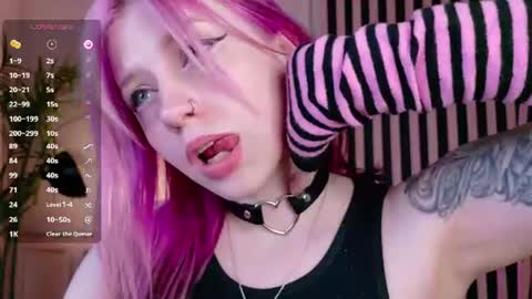 Ariel online show from June 25, 4:11 pm