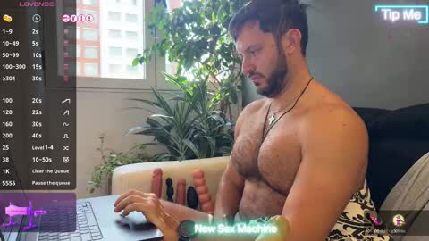 Ariel online show from February 3, 11:48 am