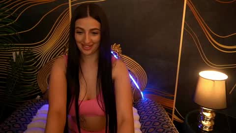 Snapshot of arielgemme chatting on March 7, 7:16 pm Ariel online show from March 7, 7:16 pm